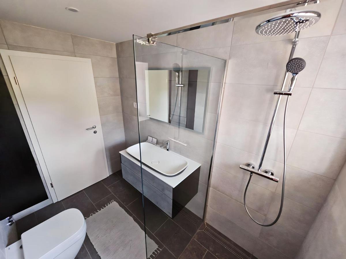 Charming Bella Hideout - Adults Only Leilighet Jesenice Eksteriør bilde