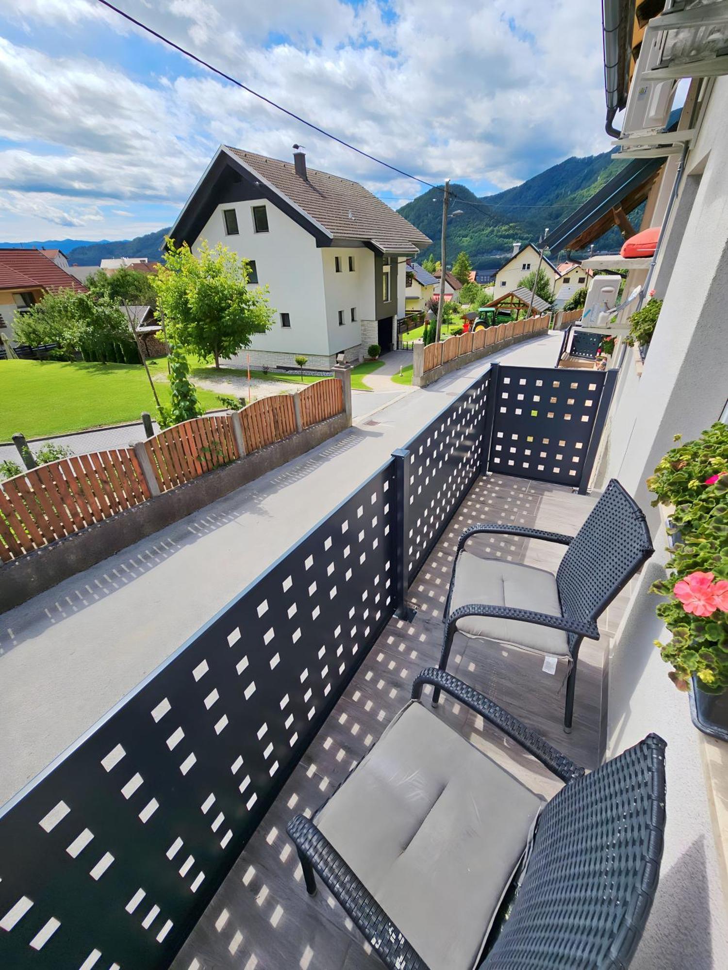 Charming Bella Hideout - Adults Only Leilighet Jesenice Eksteriør bilde